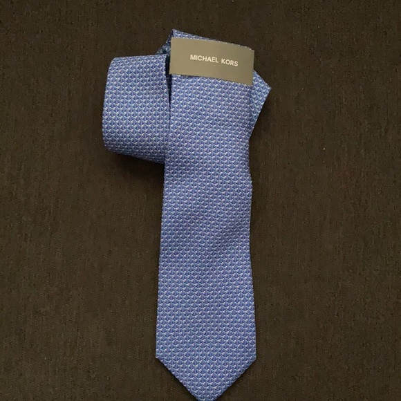 Michael Kors Men's Interlinked Geometric Silk Tie - Picture 2 of 5